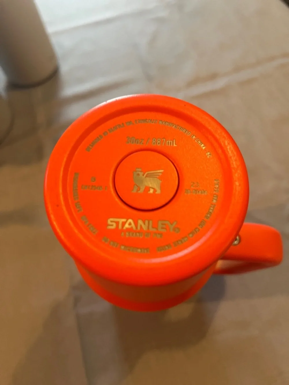 Stanley Bright Orange Insulated Mug with Handle - Picture 2 of 3